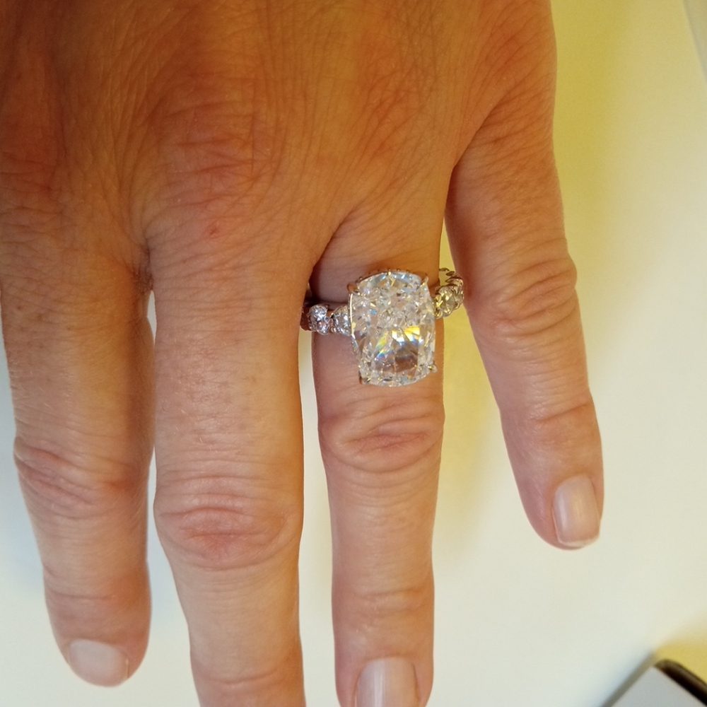Size 7 Engagement Ring Marked S925 Effinny With Box and Pouch New Women's Ring